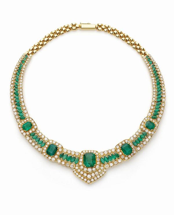 Collier in oro giallo con smeraldi e diamanti   - Asta Gioielli e Orologi del XX Secolo - Faraone Casa d'Aste