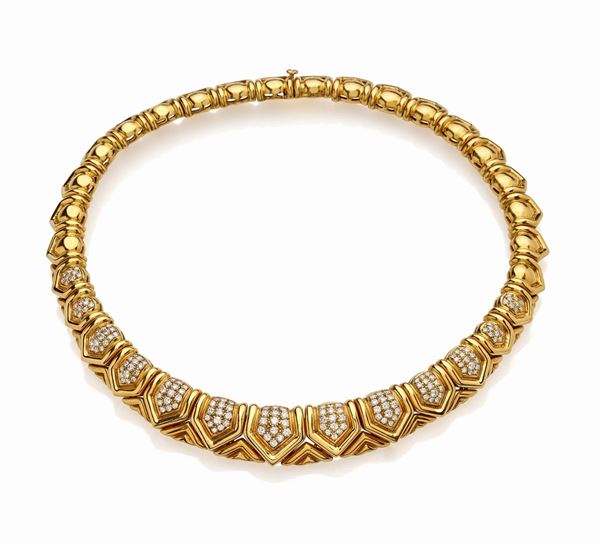 Collier in oro giallo e diamanti