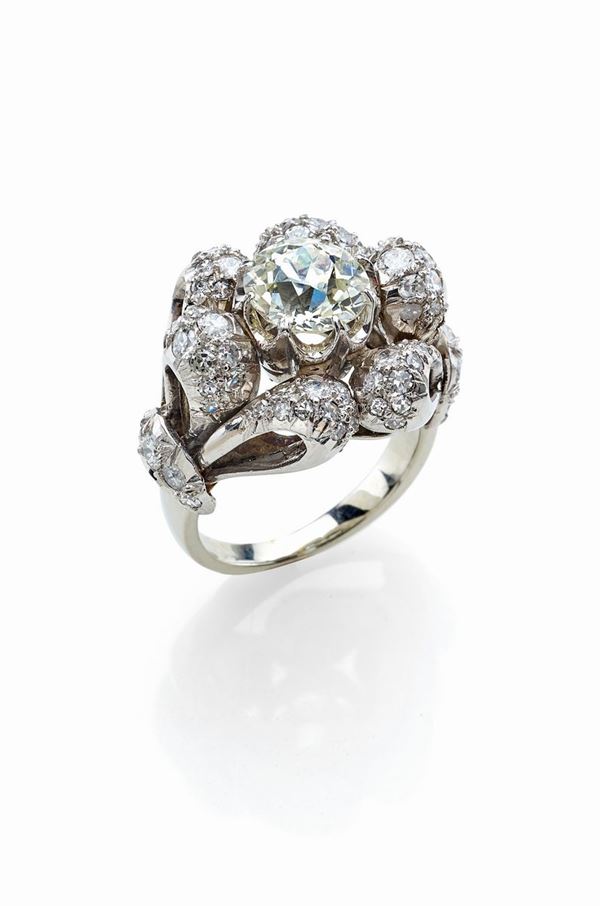 Anello in oro bianco con diamanti
