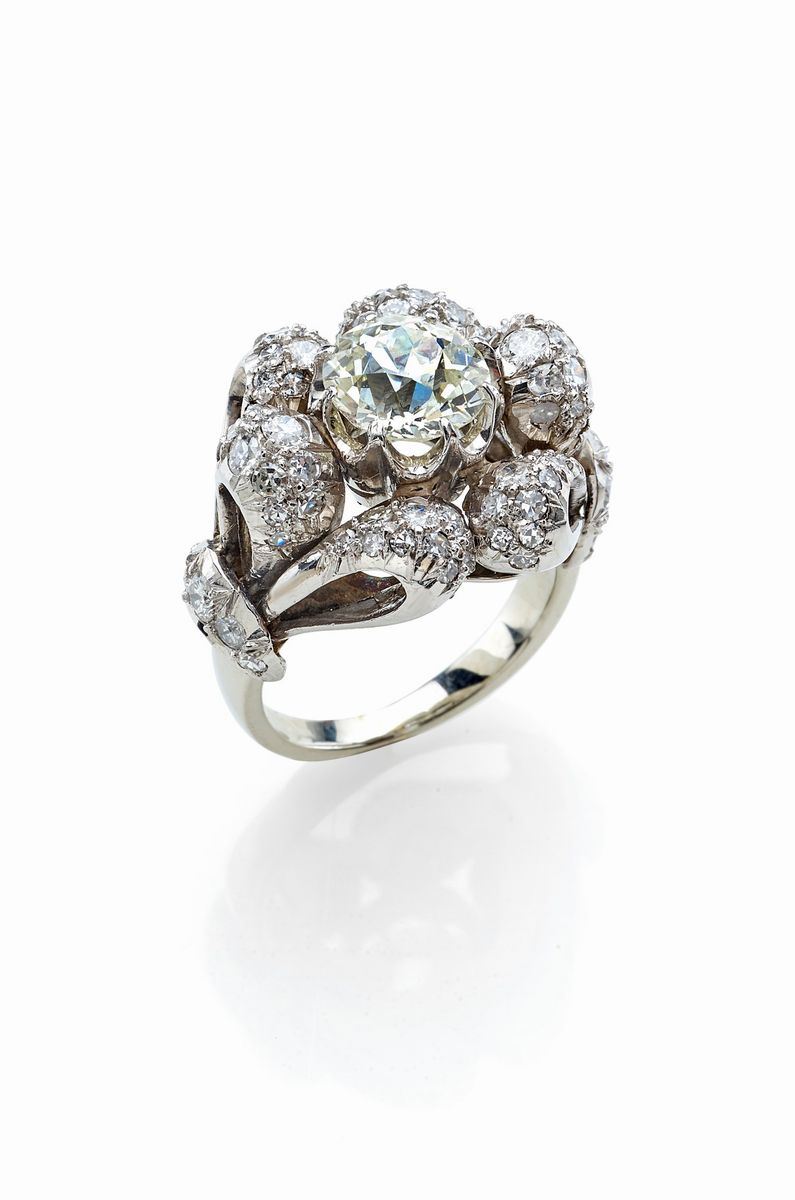 Anello in Oro Bianco con Diamanti