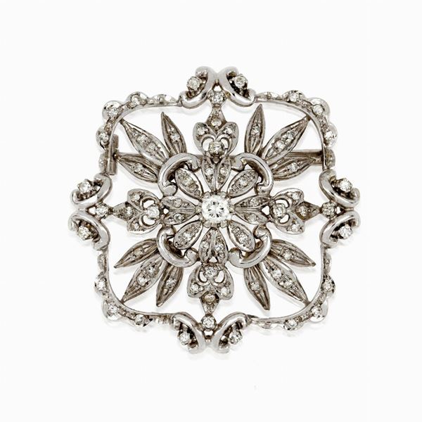 Spilla in oro con diamanti 
