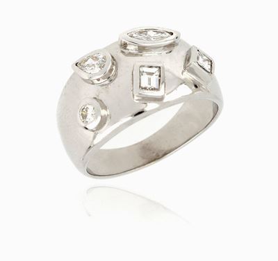 Anello a Fascia con Diamanti Vari Tagli