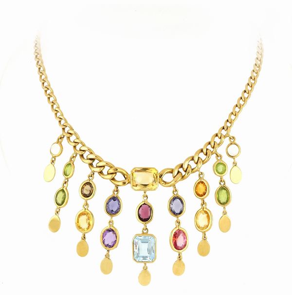 Collana in oro giallo con gemme semipreziose