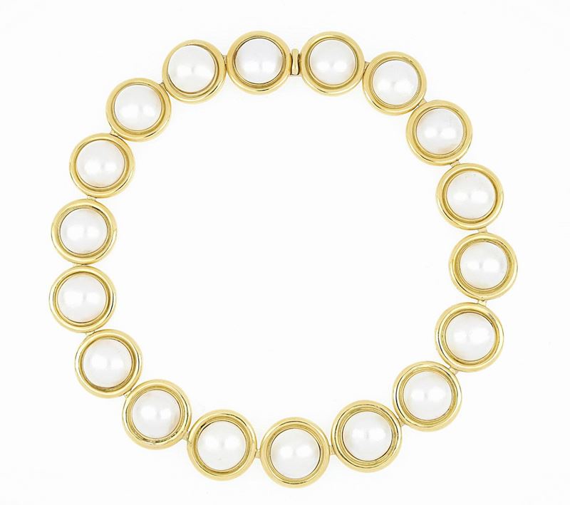 Collana in Oro Giallo con Perle Mabe