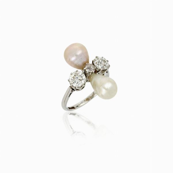 Anello oro con diamanti e perle naturali