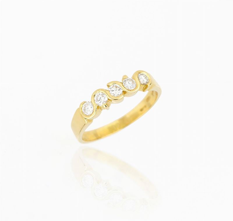 Anello in Oro Giallo e Diamanti
