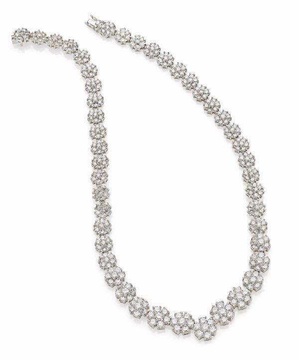 Collana in oro con diamanti