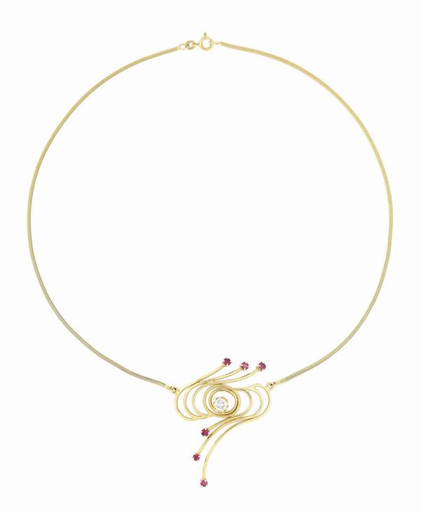 Collana in oro con diamante