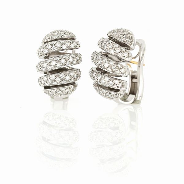 Orecchini in oro e diamanti 