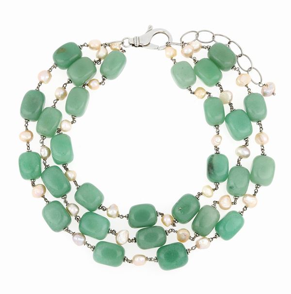 Collana in argento con gemme