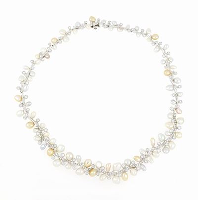 Collana in Oro Bianco Perle e Diamanti
