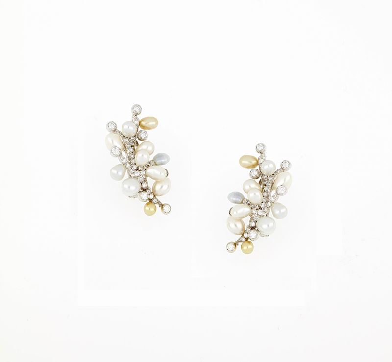 Orecchini in Oro Bianco Perle e Diamanti