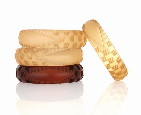 Lotto composto da 4 bangle
