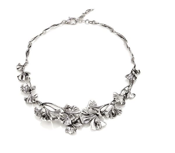 Collana Ginkgo firmata Giovanni Raspini   - Asta ASTA BENEFICA COVID-19 - Faraone Casa d'Aste