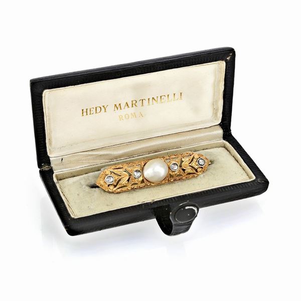 Spilla oro giallo con perla naturale  - Auction ASTA A TEMPO MAGGIO-GIUGNO - Faraone Casa d'Aste