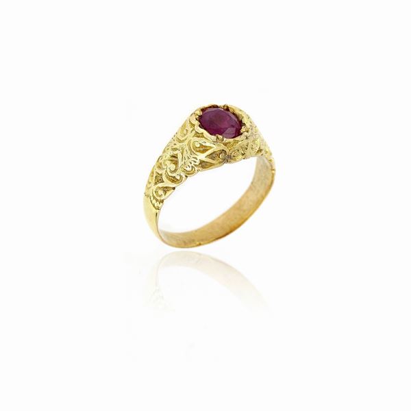 Anello inciso con rubino