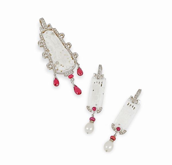 Demi-parure con madreperla e rubini