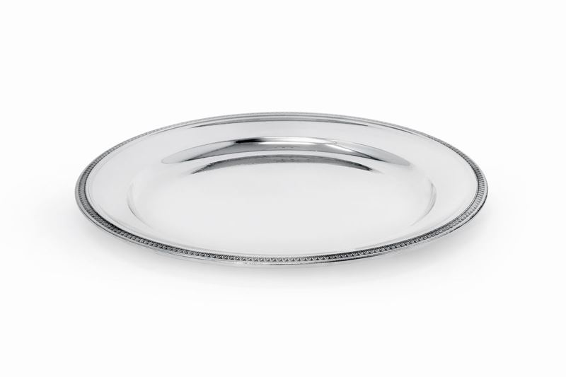 Piatto in Argento 800 con Diametro 33 - Bordo Decorato