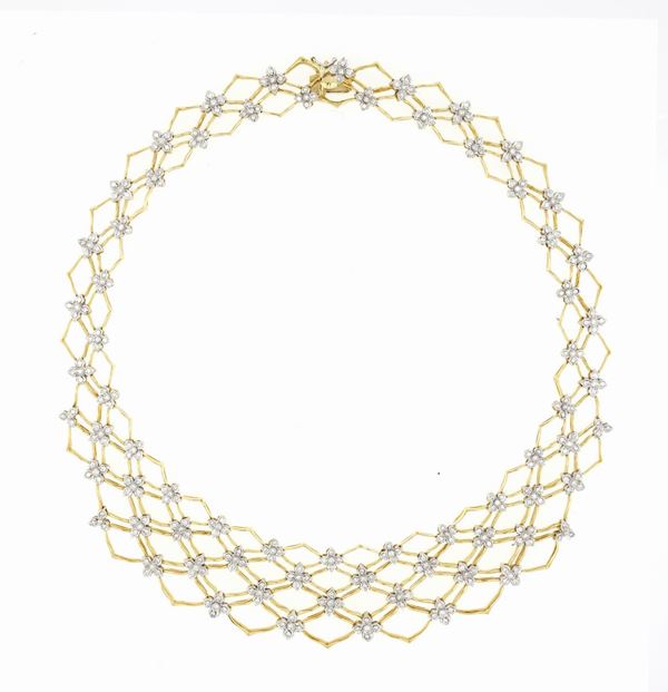 Collier con diamanti 