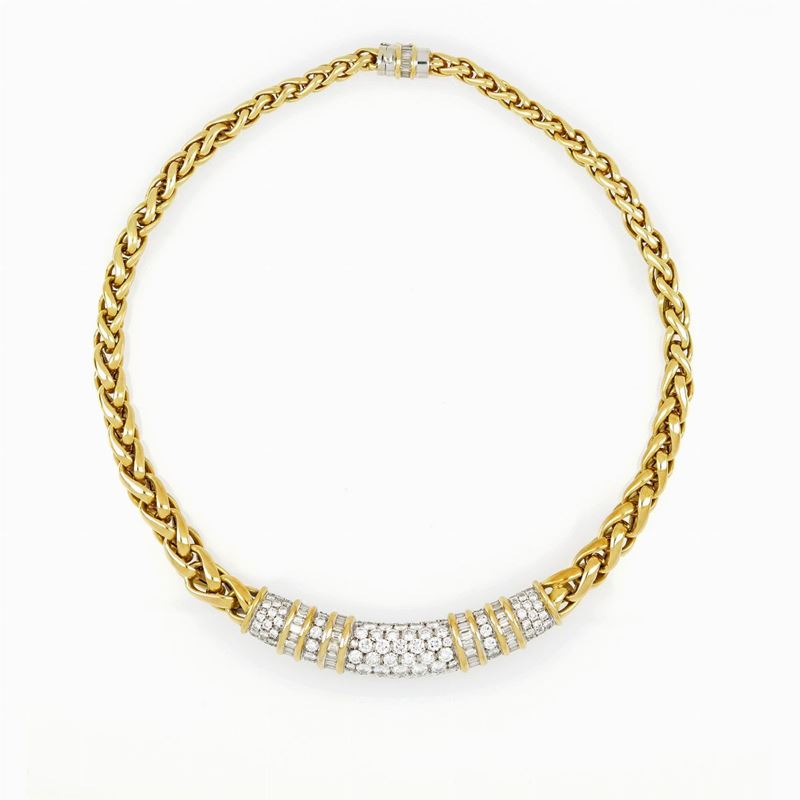 Collana in Oro Giallo e Diamanti