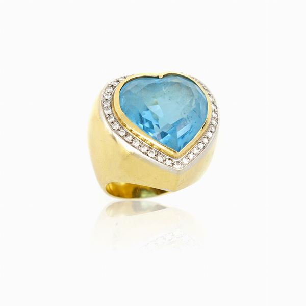 Anello con topazio