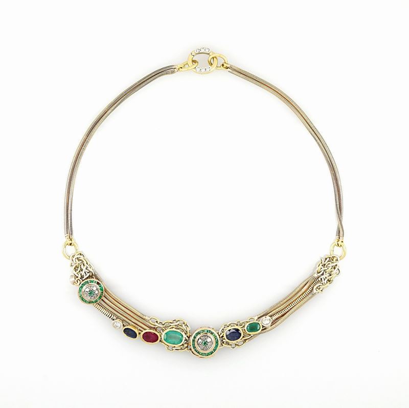 Collana con Gemme