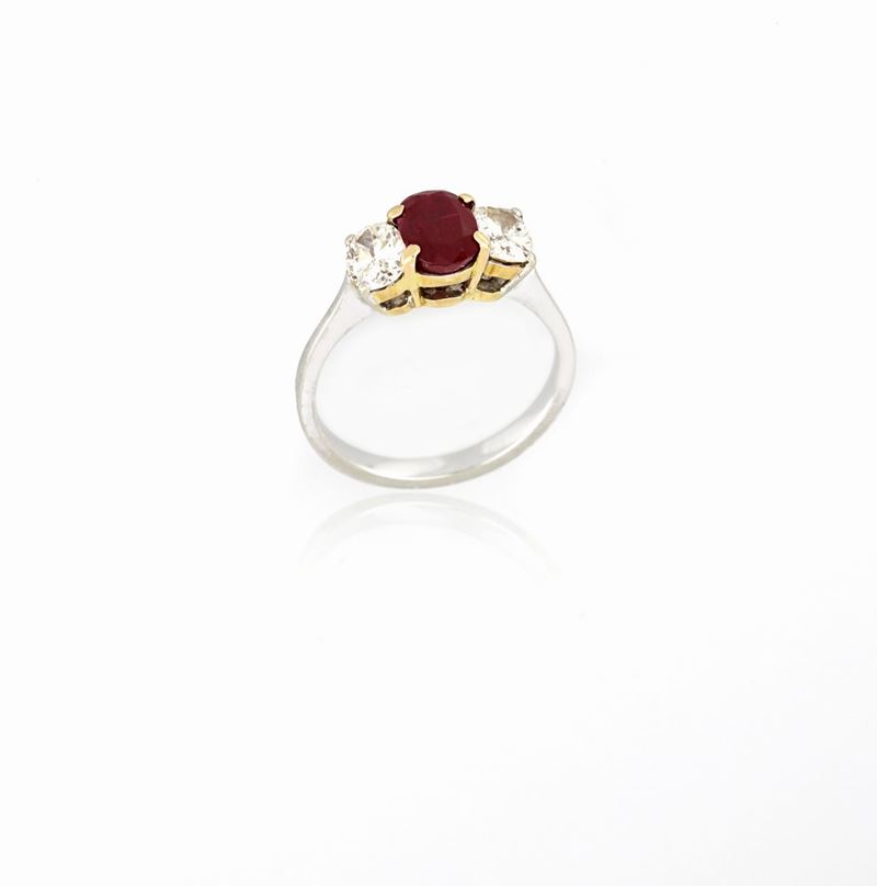 Anello Trilogy con Diamanti e Rubino