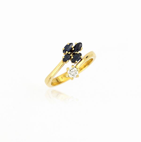 Anello con zaffiri e diamante