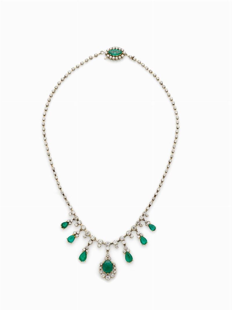 Collier in Oro Bianco con Smeraldi e Diamanti