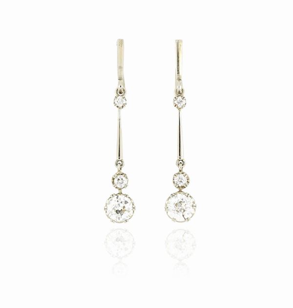 Orecchini pendenti con diamanti   - Auction ASTA LIVE DICEMBRE - Faraone Casa d'Aste