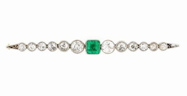 Spilla barretta con smeraldo e diamanti old cut