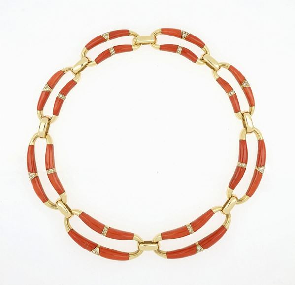 Collier con corallo e diamanti 