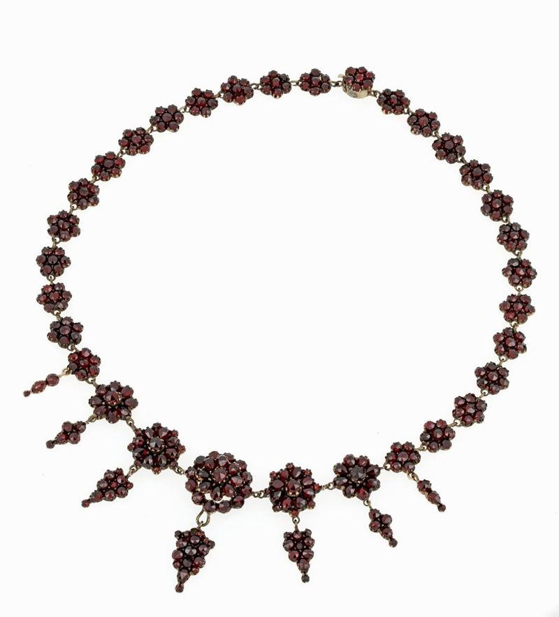 Grazioso Collier Vittoriano