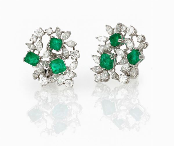 Orecchini in oro smeraldi e diamanti 2.70 ct 