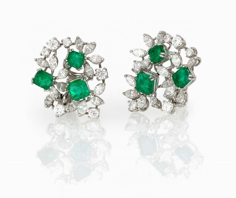 Orecchini in Oro Smeraldi e Diamanti 2.70 Ct