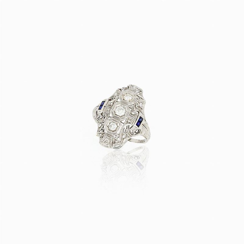 Anello in Platino con Diamanti