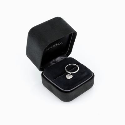 Anello con Charm Cuore Firmato Tiffany & Co.