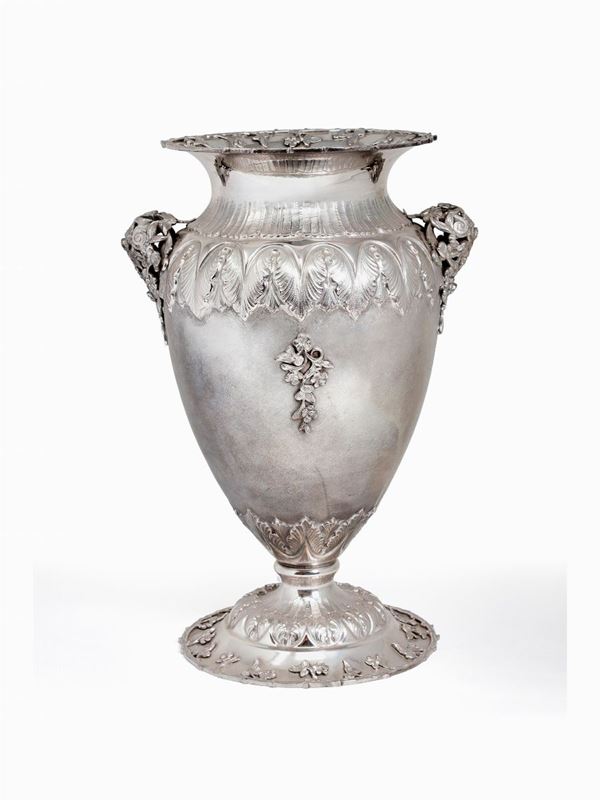 Vaso in argento  - Auction ARGENTI - Faraone Casa d'Aste