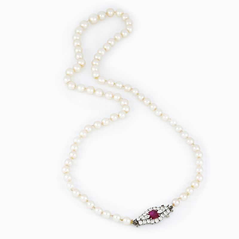Collana Perle e Fermezza con Diamanti e Rubino