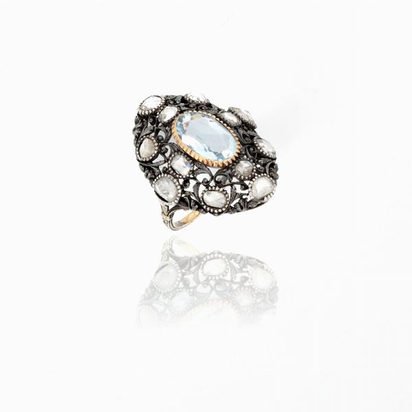 Anello anni '30 ramage con acquamarina