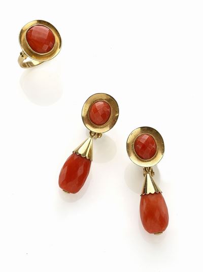 Demi-parure con Coralli