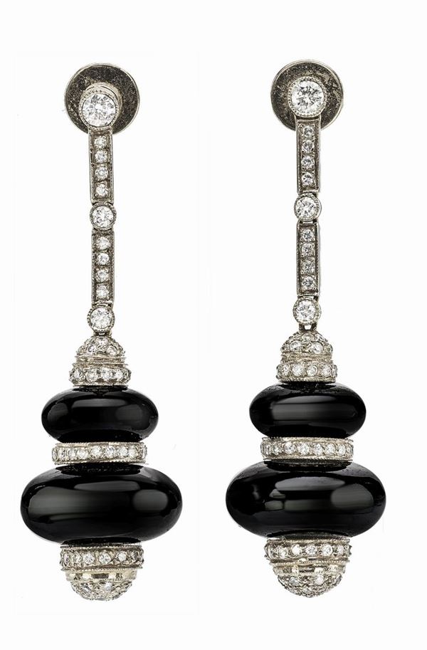 Orecchini pendenti con onice e diamanti  - Auction GIOIELLI E OROLOGI - Faraone Casa d'Aste