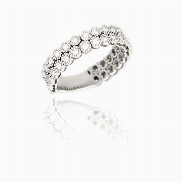 Anello morbido con diamanti