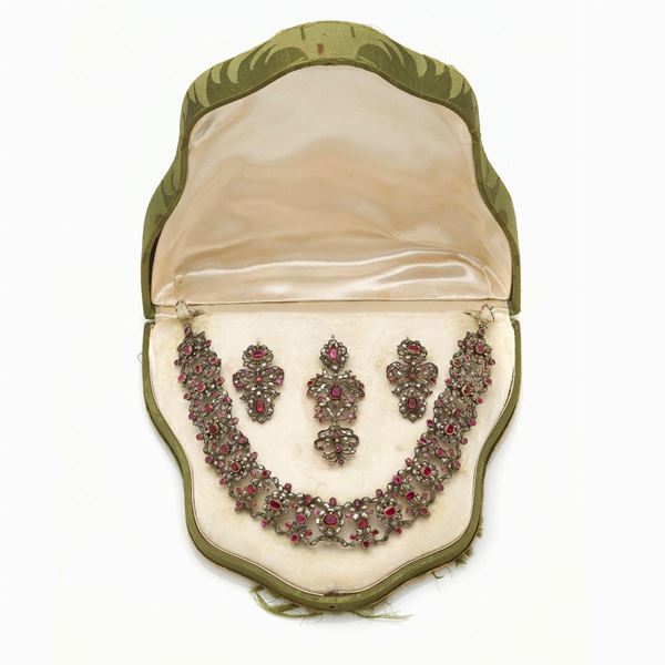  Demi parure in argento e rubini fine XVIII secolo