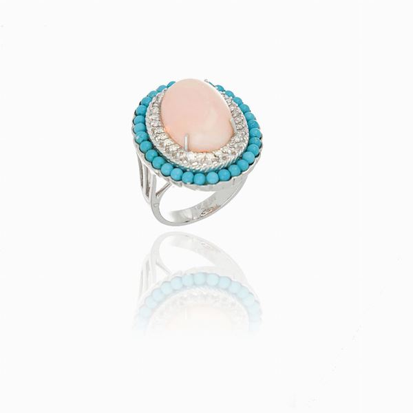 Anello con corallo rosa, turchese e diamanti