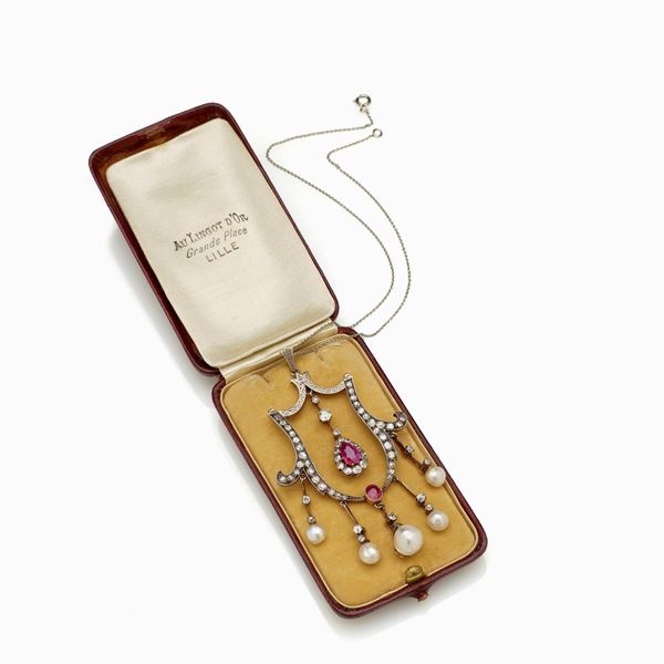 Antico pendente con perle naturali e rubini  - Auction GIOIELLI E OROLOGI  XX SECOLO - Faraone Casa d'Aste