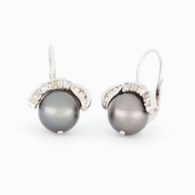 Orecchini a Monachella con Perle