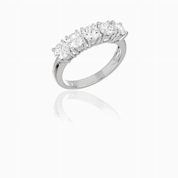 Fedina con diamanti  - Asta GIOIELLI E OROLOGI - Faraone Casa d'Aste