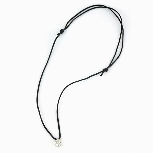 Solitaire necklace