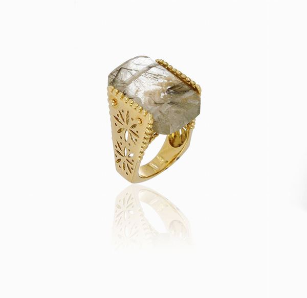Anello  in oro giallo con quarzo rutilato